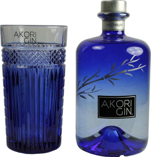 akori_gin_met_glas
