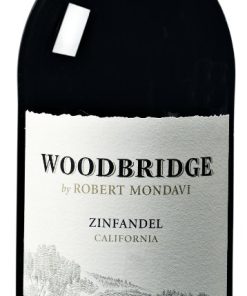 robert-mondavi-woodbridge-zinfandel-wijn-america